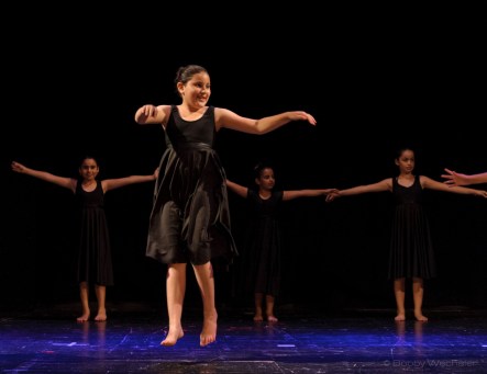 Bobby_2014_06_26_0098064_NIKON D700_28-300mm f_3.5-5.6 G VR_(S200-F5.6-ISO1600-FY)